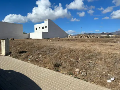 Excavación de solar en El Burrero — foto 2