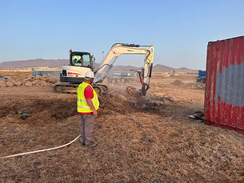 Excavación de solar en El Burrero — foto 4