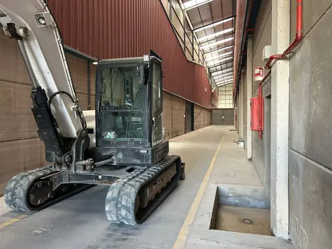 Excavación de una nave en el Polígono Industrial de Arinaga